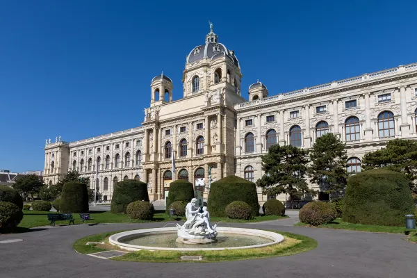 Wissenschaft gratis erleben: Mittwoch-Abend-Vorträge im Naturhistorischen Museum Wien