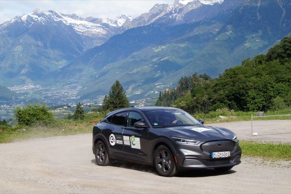 Schenna E.Motion - when alpine air is under power