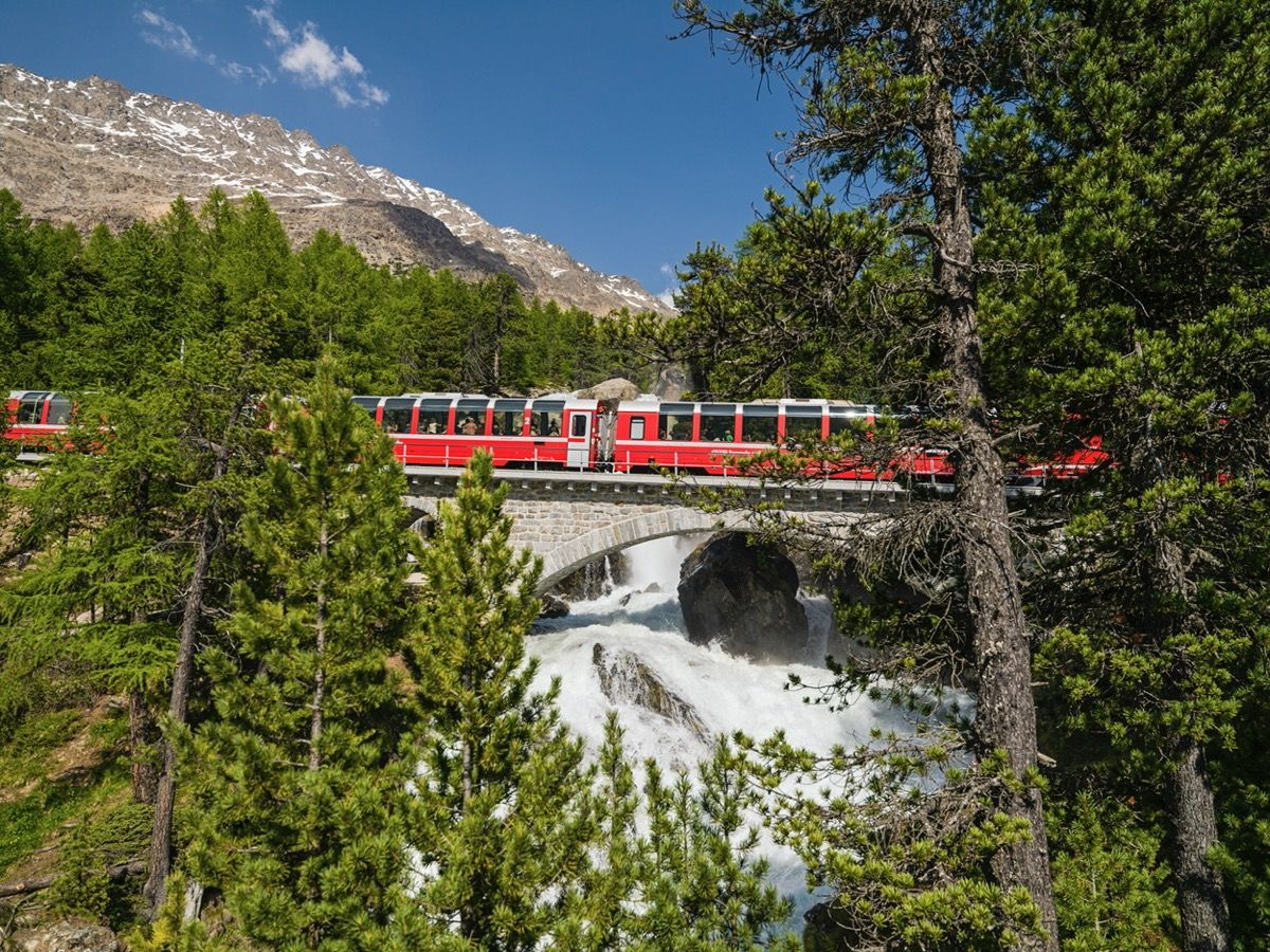 Viaje sostenible por la ruta del Patrimonio Mundial Ferrocarril Rético